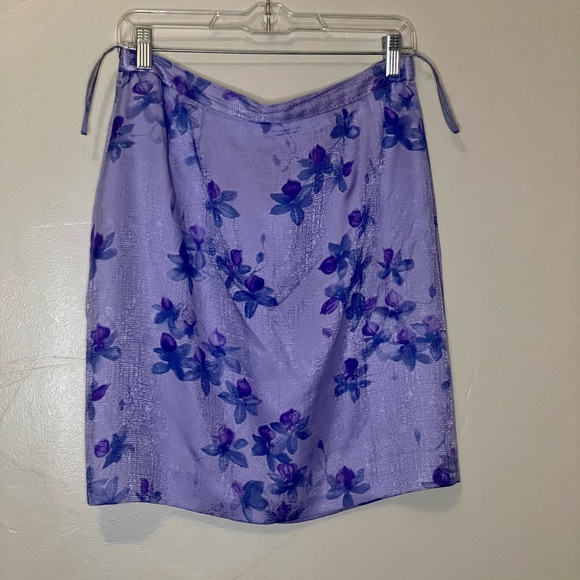 VTG Purple Silk Floral Mini Skirt size Medium - Picture 2 of 9